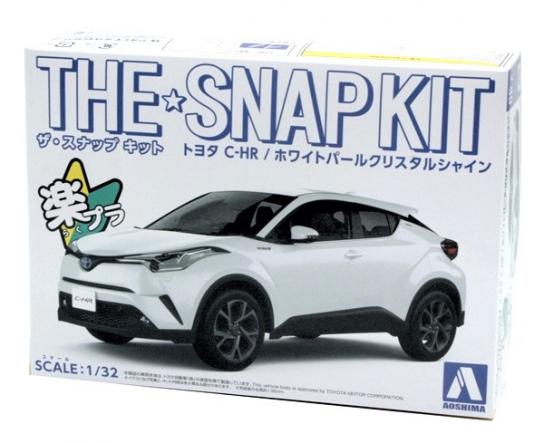 Aoshima 1/32 Toyota C-HR White Pearl - Snap Kit image