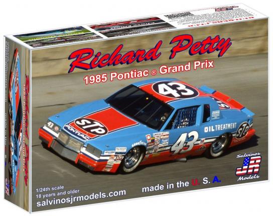 Salvinos Jr 1/25 Pontiac Grand Prix Richard Petty #43 1985 image